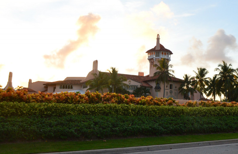 EXCLUSIVE: Secret Service Agents Seen At Mar-A-Lago As Donald Trump's Jet Lands At West Palm Beach Airport