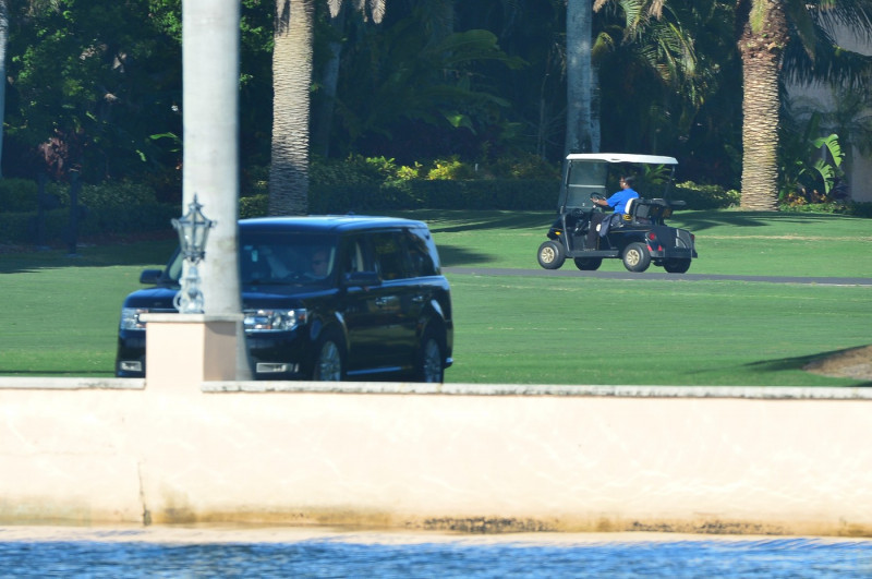 EXCLUSIVE: Secret Service Agents Seen At Mar-A-Lago As Donald Trump's Jet Lands At West Palm Beach Airport