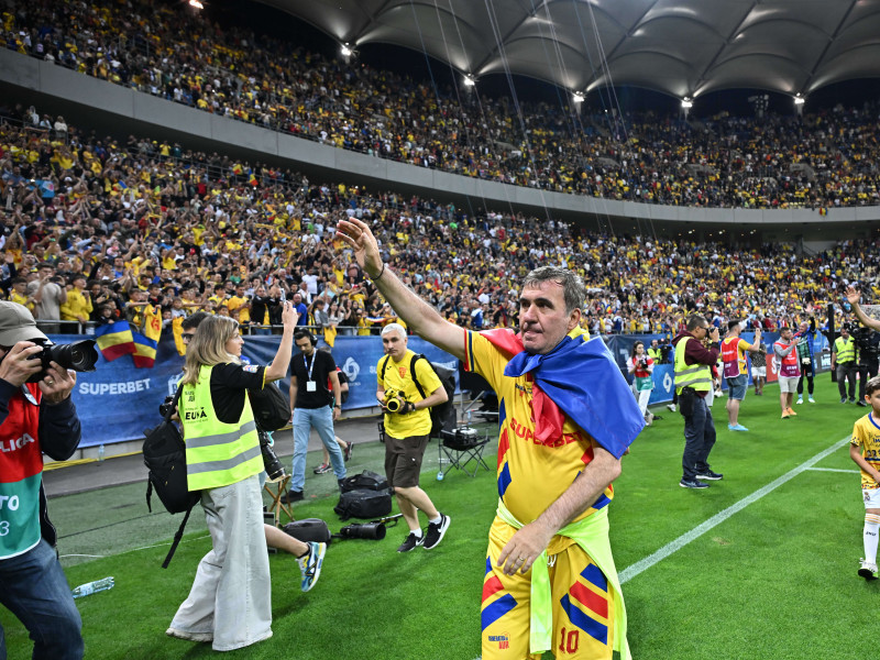 FOTBAL:ROMANIA GENERATIA DE AUR-LEGENDELE LUMII, AMICAL (25.05.2024)