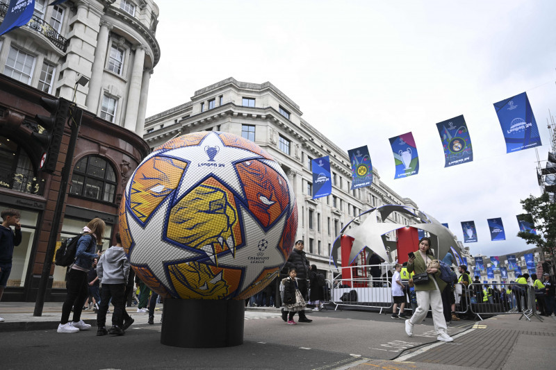 UEFA Champions Festival kicks off in London