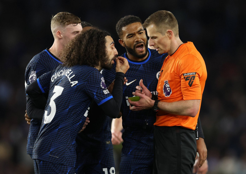 Sport Bilder des Tages Brighton and Hove, England, 15th May 2024. Cole Palmer, Marc Cucurella and Reece James of Chelsea