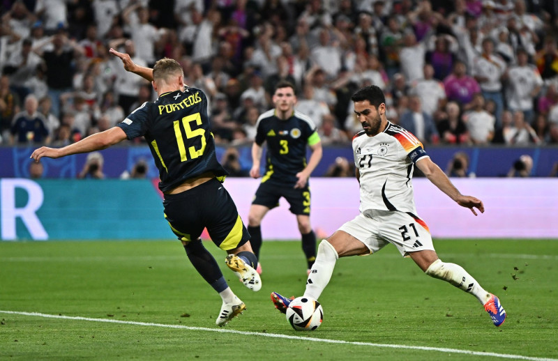 14.06.2024, xscotx, Fussball EM 2024, Deutschland - Schottland, emspor, v.l. Ryan Porteous (Team Schottland), Ilkay Günd