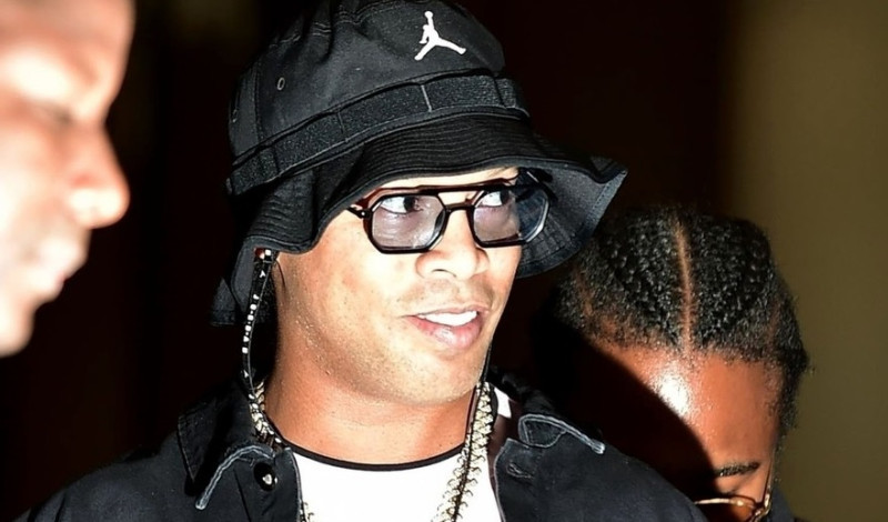 *EXCLUSIVE* Former Brazilian superstar football player Ronaldinho Gaucho seen with rapper Central Cee and Clint 419 leave their hotel in London to head to the champions league final at Wembley after promoting Ronaldinho's new Nike boots.