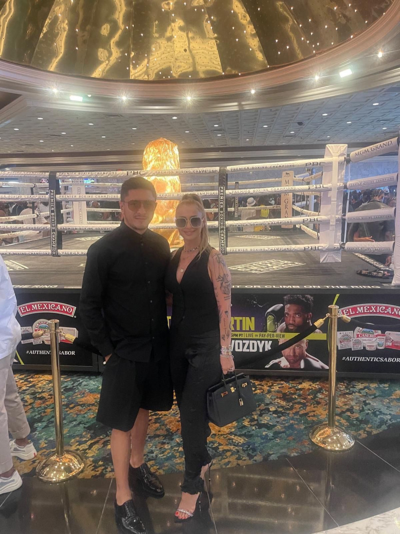 Anamaria Prodan și Ronald Gavril, la MGM Grand Garden Arena, din Las Vegas / Foto: Instagram-@anamariaprodanreghecampf