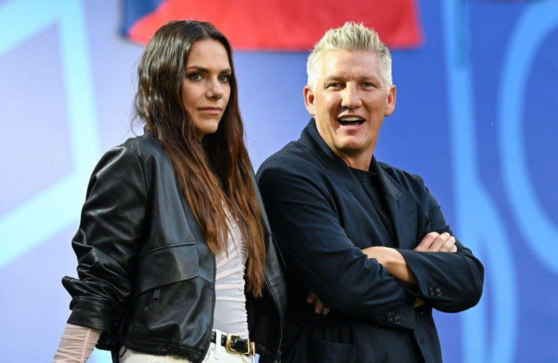 Leipzig, Germany. 18th June, 2024. Soccer: European Championship, Portugal - Czech Republic, preliminary round, Group F, match day 1, Leipzig Stadium. Esther Sedlaczek, TV presenter, and former national player Bastian Schweinsteiger are in the stadium as