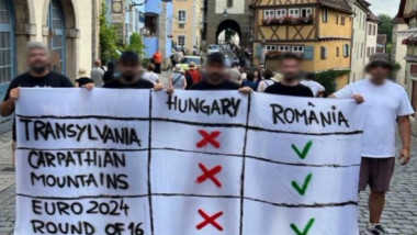 FOTO Un banner adresat Ungariei, afișat de suporterii români în Germania, a făcut furori pe internet