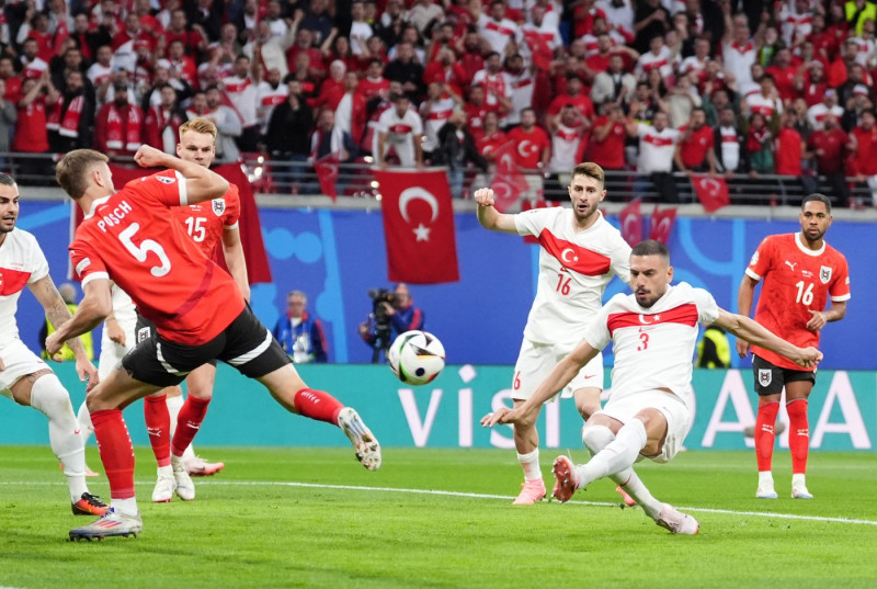 Austria v Turkey - UEFA Euro 2024 - Round of 16 - Leipzig Stadium
