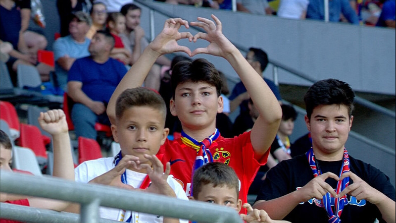 atmosfera supercupa romaniei fcsb corvinul (16)