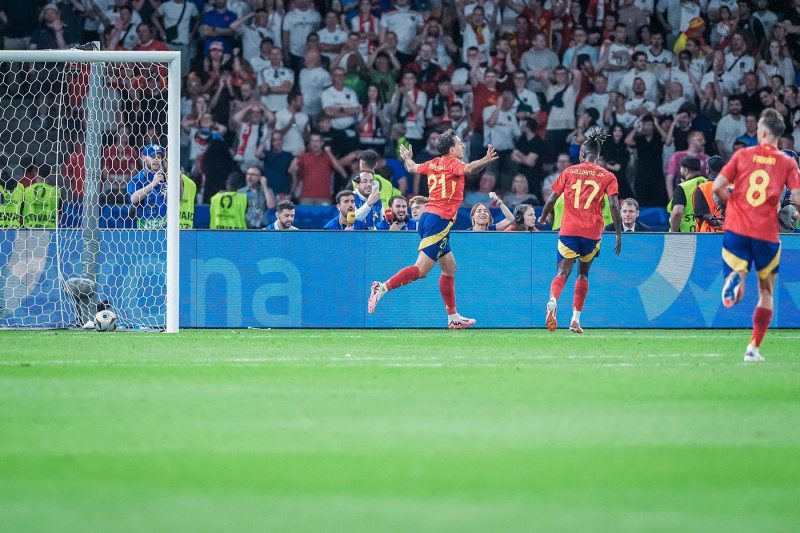 EURO 2024 - Final: Spain vs. England Spain get back in the lead through Mikel Oyarzabal and celebrate during the EURO 20