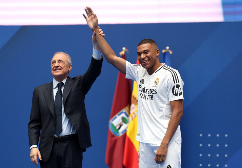 Kylian Mbappe Unveiling - Santiago Bernabeu