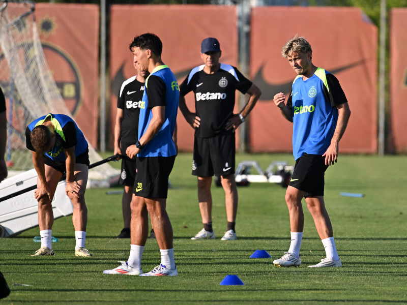 FOTBAL:ANTRENAMENT OFICIAL FCSB INAINTEA MECIULUI CU FC VIRTUS, PRELIMINARIILE CHAMPIONS LEAGUE (15.07.2024)