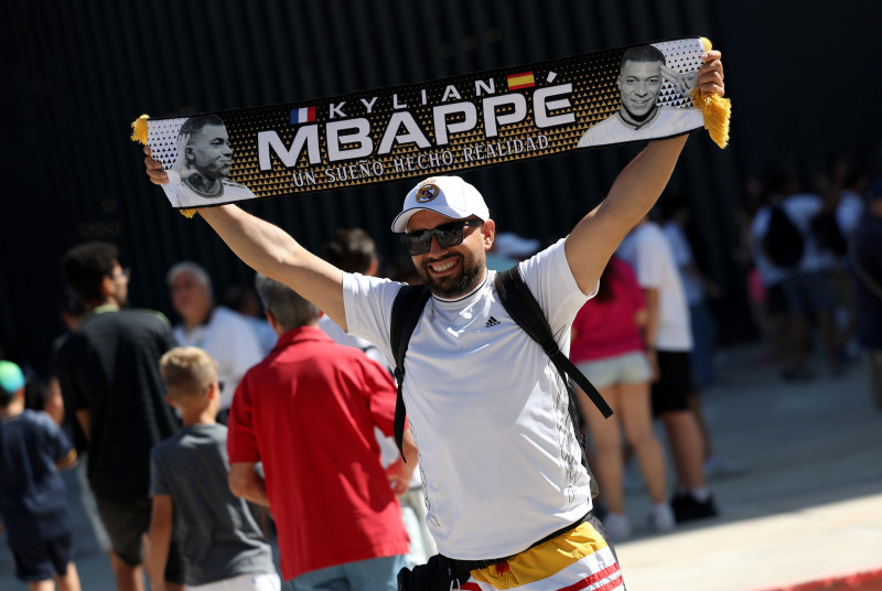 Kylian Mbappe Unveiling - Santiago Bernabeu