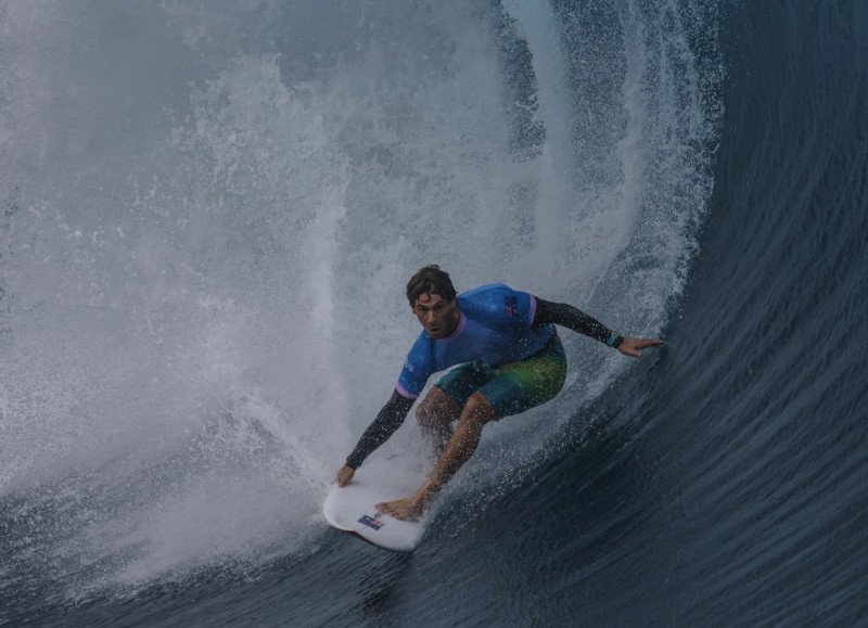 (PARIS2024)FRENCH POLYNESIA TAHITI OLY SURFING