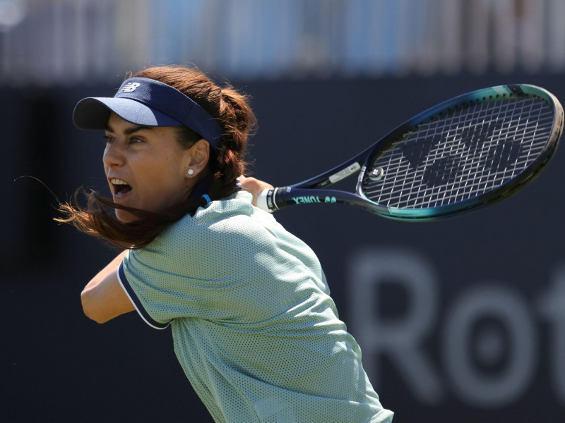 Eastbourne, East Sussex, UK. 24th June 2024; Devonshire Park, Eastbourne, East Sussex, England: Rothesay International Eastbourne, Day 1, Sorana Cirstea (ROU) plays a backhand against Anhelina Kalinina (UKR), womens singles match Credit: Action Plus Sport