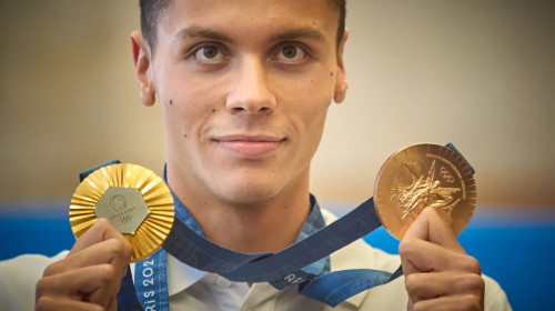 Francezii s-au convins în privința lui David Popovici, după ce a câștigat aurul la 100 m liber în Slovacia