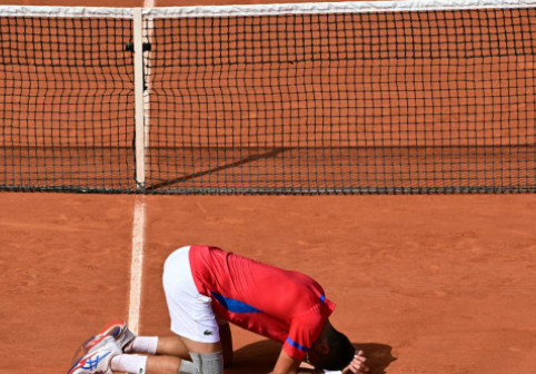 Momente rare: Ce a făcut Novak Djokovic, după ce a obținut aurul olimpic în premieră. Spaniolii l-au descris imediat într-un cuvânt