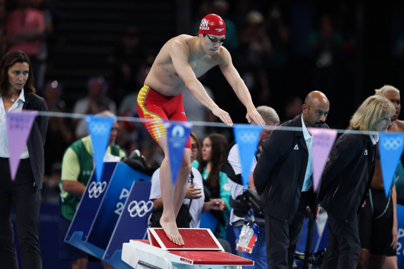 NANTERRE, FRANCE - AUGUST 04: Pan Zhanle of Team China competes during the Swimming - Men s 4 x 100m Medley Relay Final