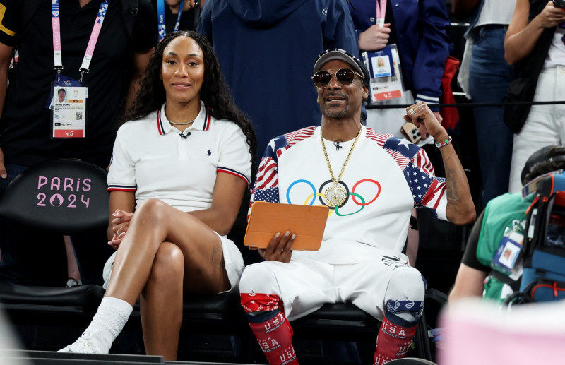 Célébrités assistent au match de basket entre les Etats-Unis et le Brésil (122-87) lors des Jeux Olympiques de Paris2024 (JO)