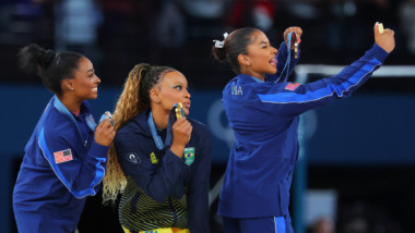 Michelle Obama a descris totul în câteva cuvinte, după scandalul cu Sabrina Voinea și Ana Bărbosu în prim-plan