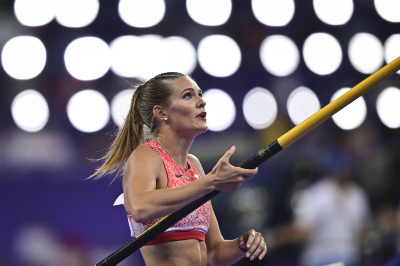 Women&amp; 39;s pole vault SAINT-DENIS, PA - 07.08.2024: WOMEN&amp; 39;S POLE VAULT - Paris 2024 Olympics - Athletics - Alys