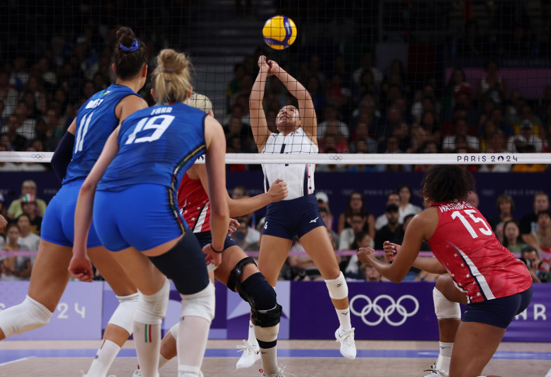 Paris Games - Women's Volleyball final