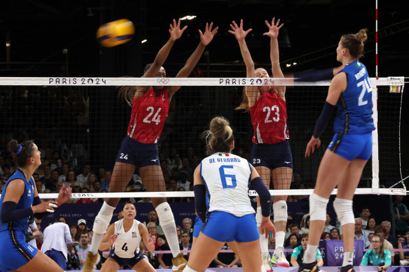 Paris Games - Women's Volleyball final