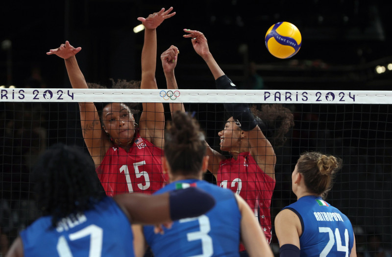 Paris Games - Women's Volleyball final