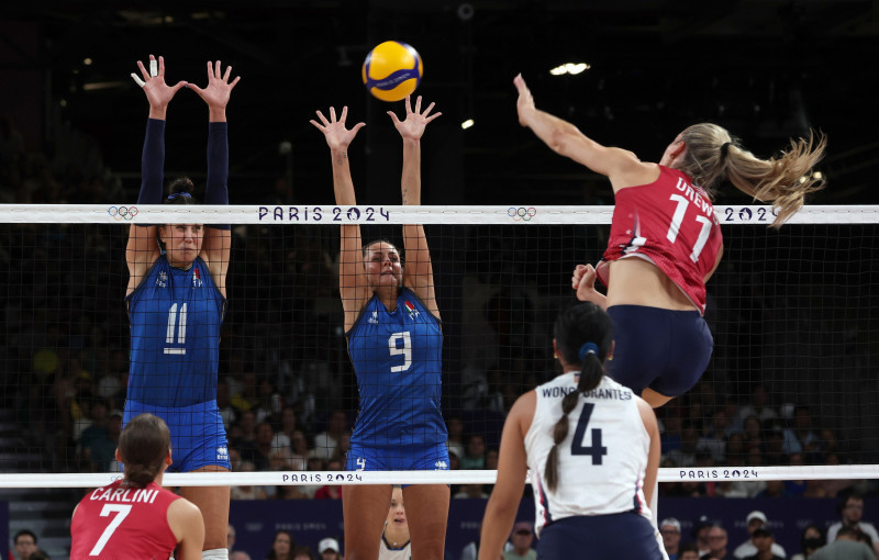 Paris Games - Women's Volleyball final