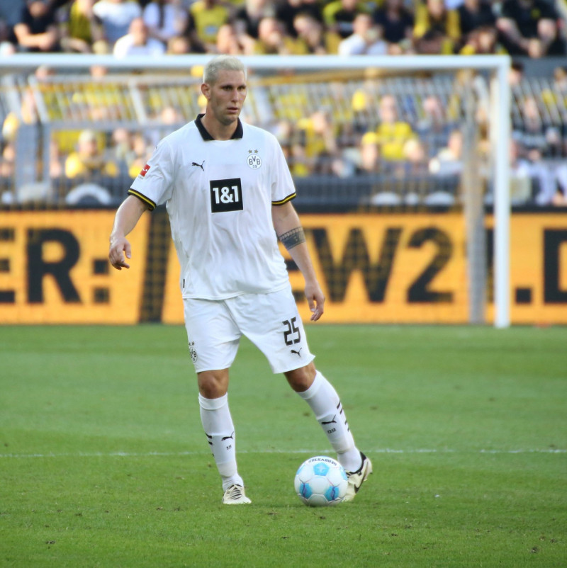 10.08.2024, xgrfx, Fussball Testspiel, Borussia Dortmund - Aston Villa FC emspor, v.l. Niklas Süle (Borussia Dortmund) (