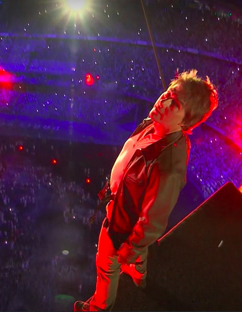 Tom Cruise lors du passage de drapeau olympique entre Paris et los Angeles - Cérémonie de Clôture des Jeux Olympiques de Paris (JO 2024) au Stade de France