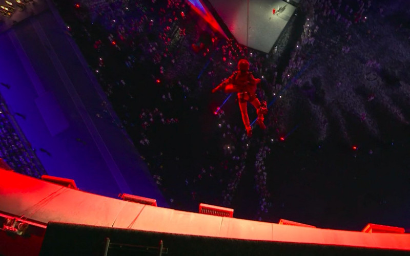 Tom Cruise lors du passage de drapeau olympique entre Paris et los Angeles - Cérémonie de Clôture des Jeux Olympiques de Paris (JO 2024) au Stade de France