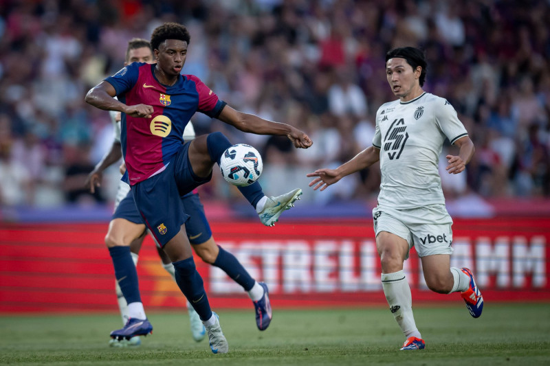 Alejandro Balde FC Barcelona, Barca controls the ball during a Joan Gamper Trophy at Estadi Olimpic Lluis Companys in Ba