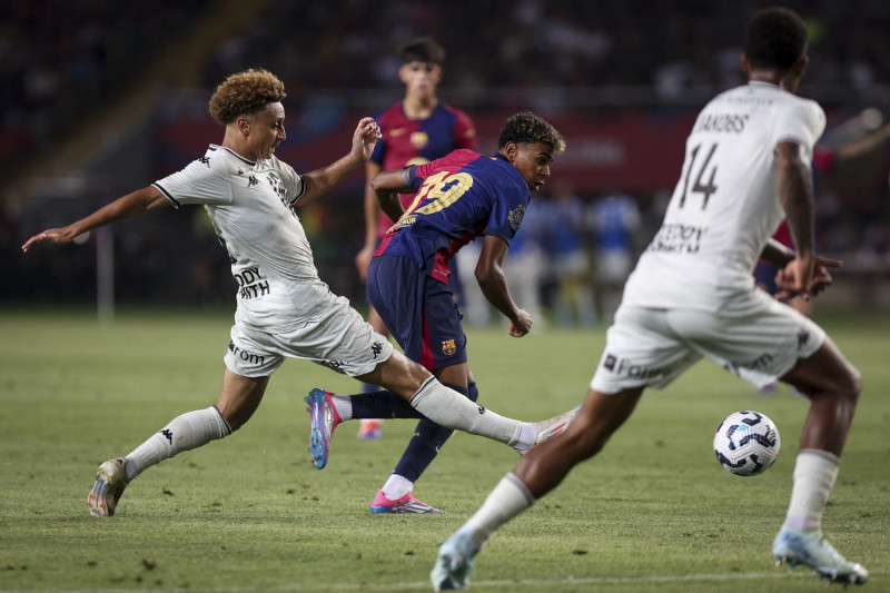 FC Barcelona v AS Monaco - Trofeu Joan Gamper