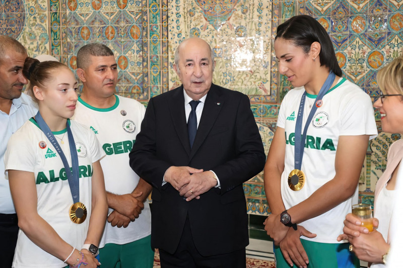 Algerian President Receives Imane Khelif And Other Medallists - Algiers