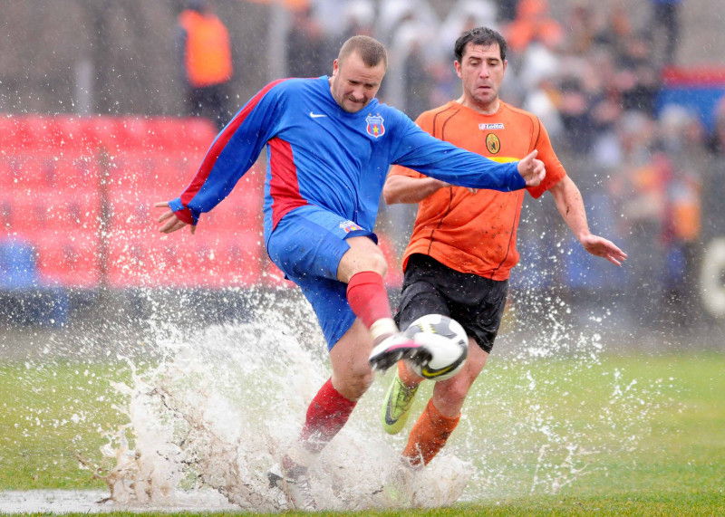 0.FOTBAL:STEAUA II BUCURESTI-CEAHLAUL PIATRA NEAMT 0-0,LIGA 2 (4.12.2010)