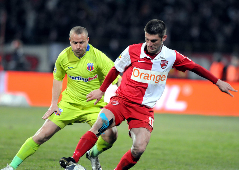 FOTBAL:DINAMO BUCURESTI-STEAUA BUCURESTI 2-0,LIGA 1 (17.03.2010)