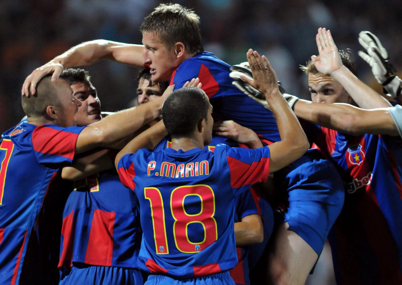 FOTBAL:CEAHLAUL PIATRA NEAMT-STEAUA BUCURESTI 0-2,LIGA 1 (2.08.2009)