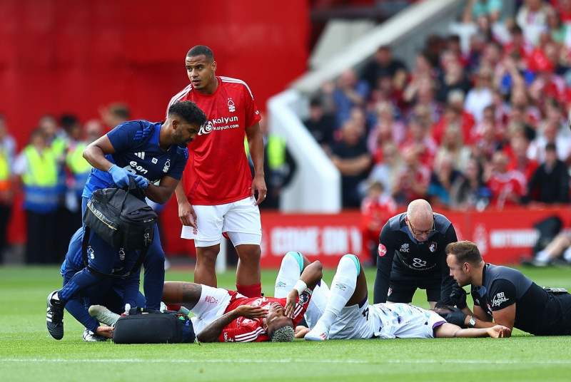 Nottingham Forest v AFC Bournemouth, Premier League, Football, City Ground, Nottingham, UK, 17 Aug 2024