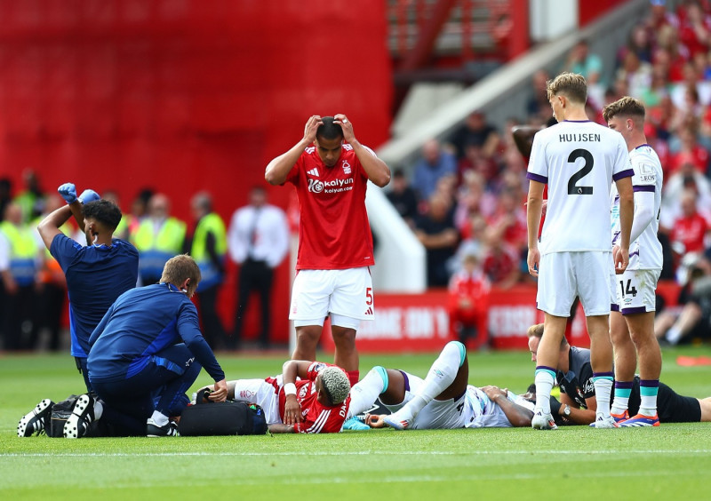 Nottingham Forest v AFC Bournemouth, Premier League, Football, City Ground, Nottingham, UK, 17 Aug 2024