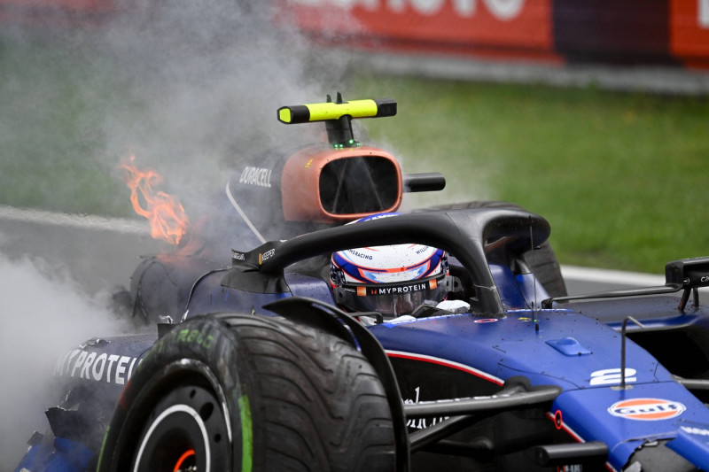 Crash of 2 Logan Sargeant (USA, Williams Racing), F1 Grand Prix of the Netherlands at Circuit Zandvoort on August 24, 20