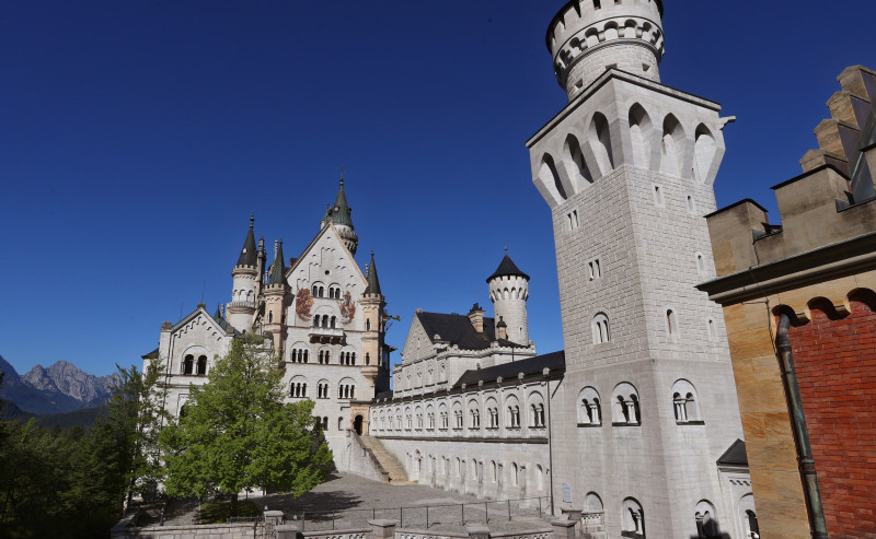 Restoration of the throne room of Neuschwanstein Castle