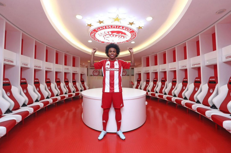 willian olympiacos (6)