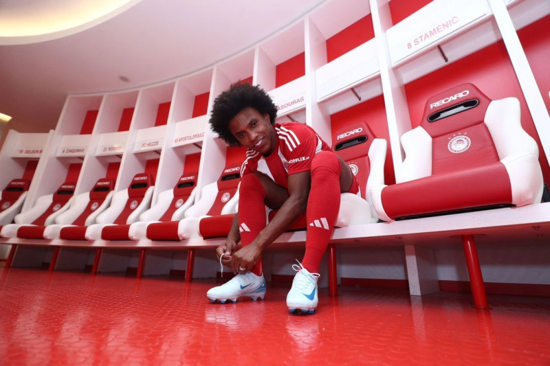 willian olympiacos (7)