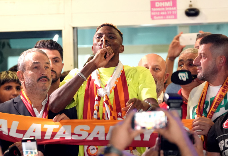 Victor Osimhen arrives in Istanbul on Galatasaray' transfer agenda