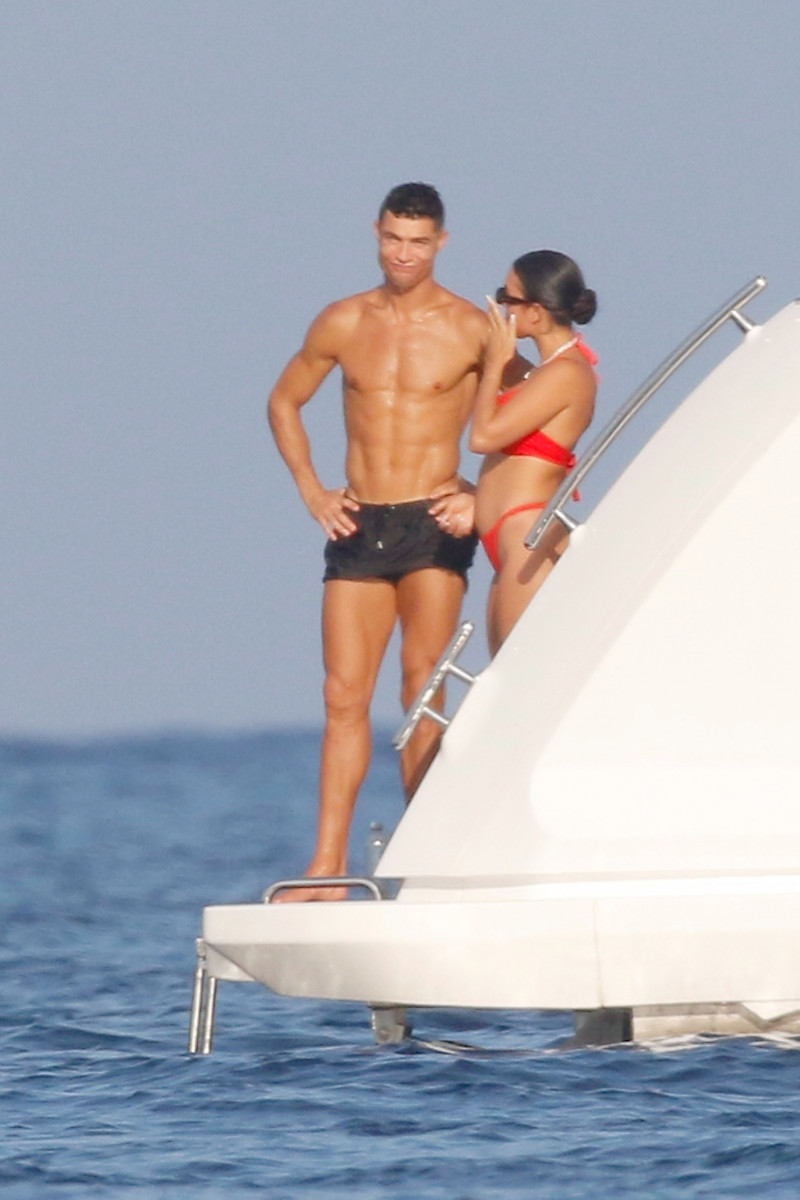 *EXCLUSIVE* *WEB MUST CALL FOR PRICING* Cristiano Ronaldo and Georgina Rodriguez enjoy luxurious yacht day in the south of France!