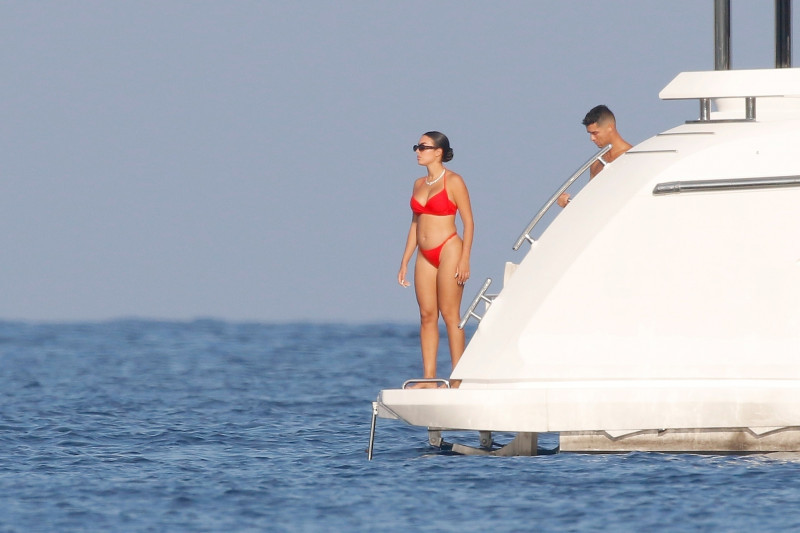 *EXCLUSIVE* *WEB MUST CALL FOR PRICING* Cristiano Ronaldo and Georgina Rodriguez enjoy luxurious yacht day in the south of France!