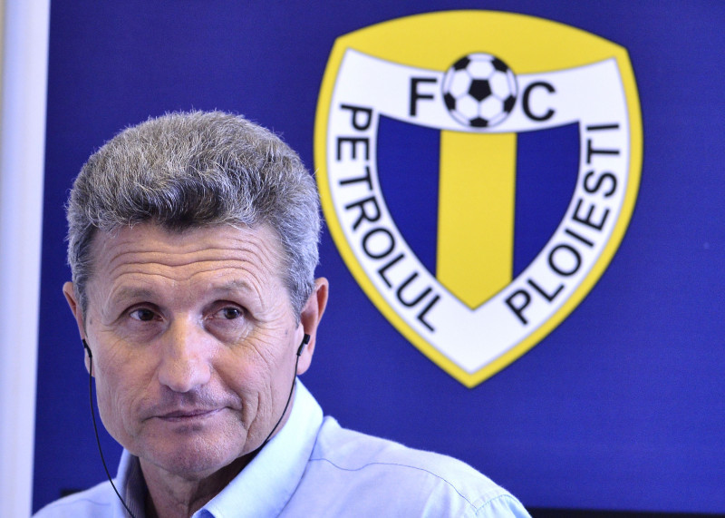 3.FOTBAL:PREZENTARE GHEORGHE MULTESCU LA FC PETROLUL PLOIESTI (17.09.2014)