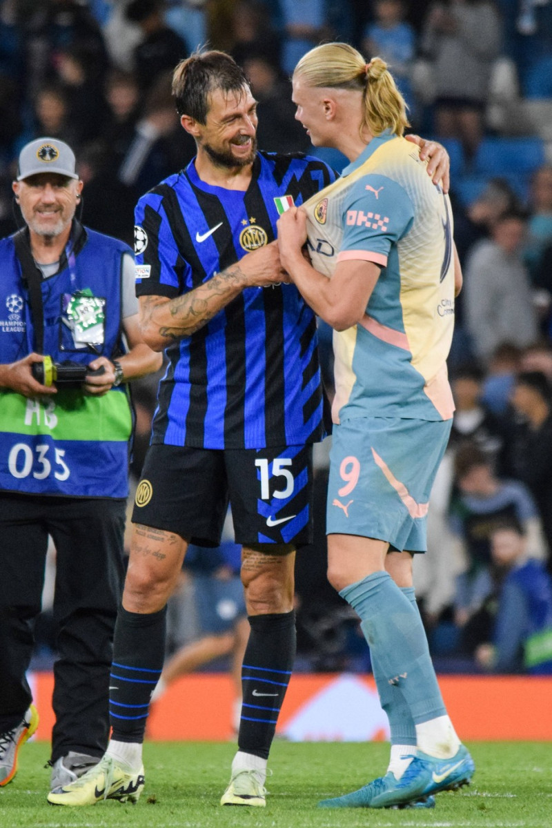 Manchester City FC v Inter Milan Manchester City forward Erling Haaland (9) and Inter Milan defender Francesco Acerbi (1