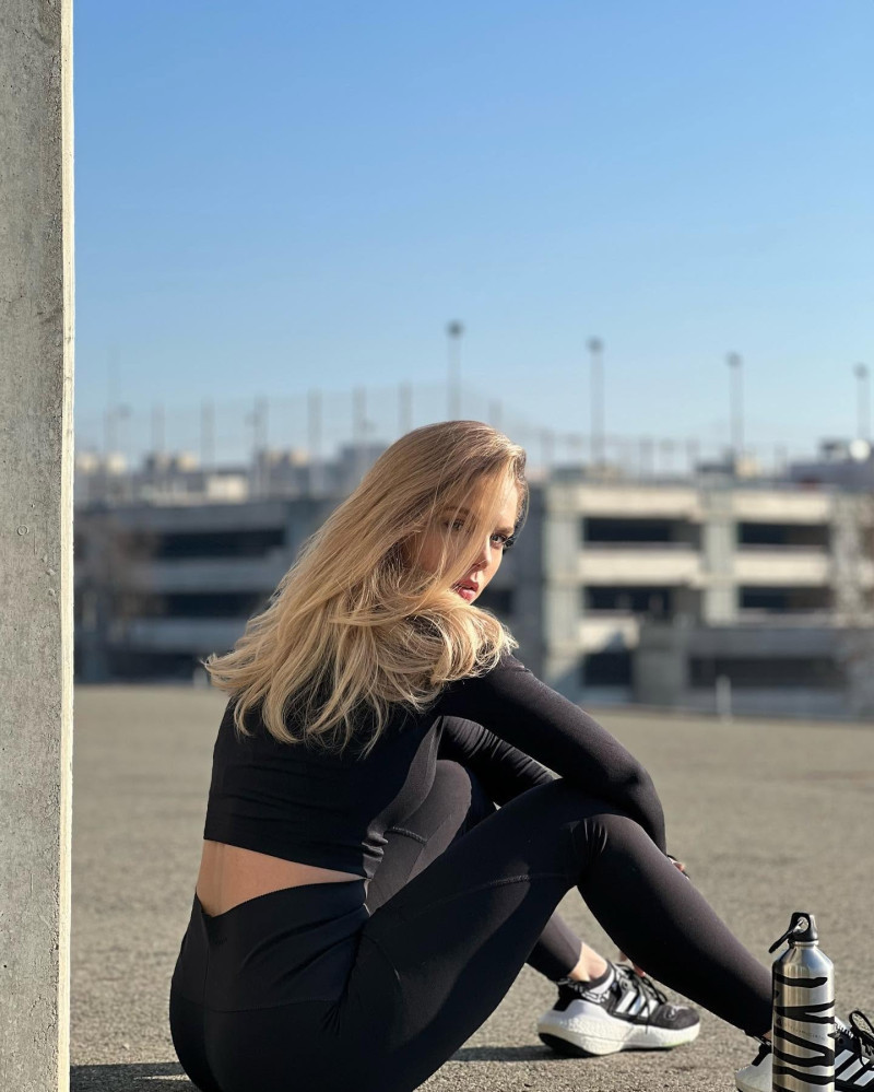 anca.surdu_1675334368_3029246699617054780_1483776054