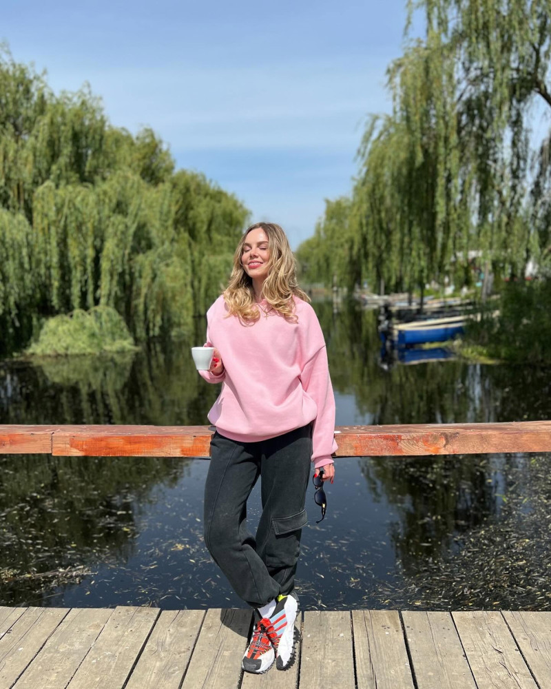 anca.surdu_1715681295_3367701254868026139_1483776054